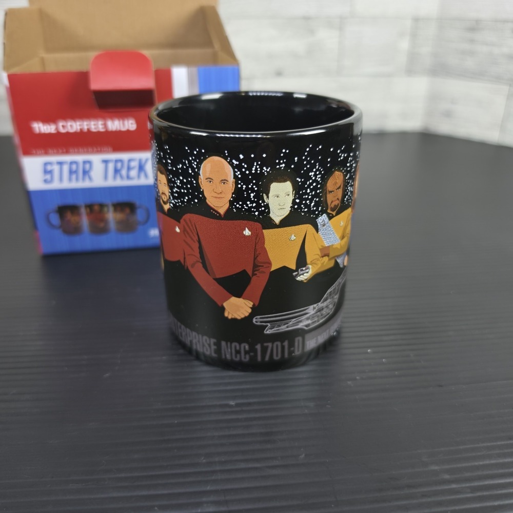 Star Trek‎ The Next Generation Cast/Crew 11oz Coffee Mug NEW
